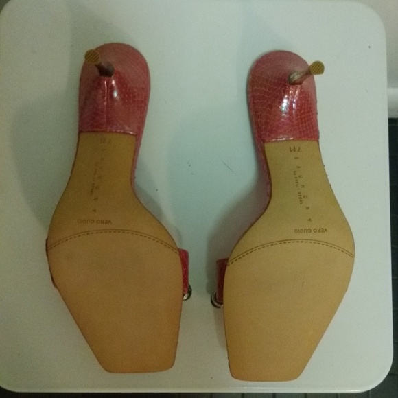 NEVER WORN! LAUNDRY JEWELED MULES - Picture 2 of 5